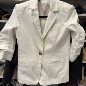 Cinq à Sept Classic White Blazer